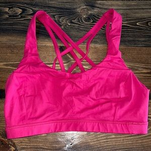 Lululemon sports bra. Too tight for me. Worn a few times.